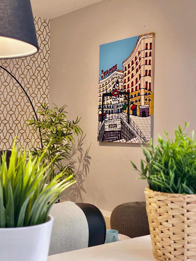 Charming Lavapies Apartment Madrid Exterior photo